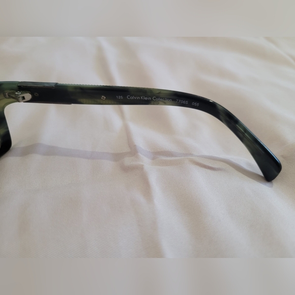 Vtg 90's Calvin Klein Collection Unisex 7706 Olive Horn Sunglasses 💚🌴 - Picture 3 of 9